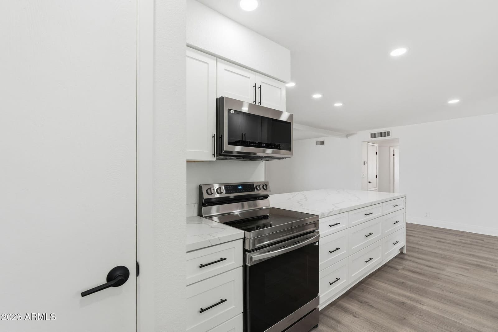 4039 E CATALINA Circle, Mesa, AZ 85206 — photo 16 of 45