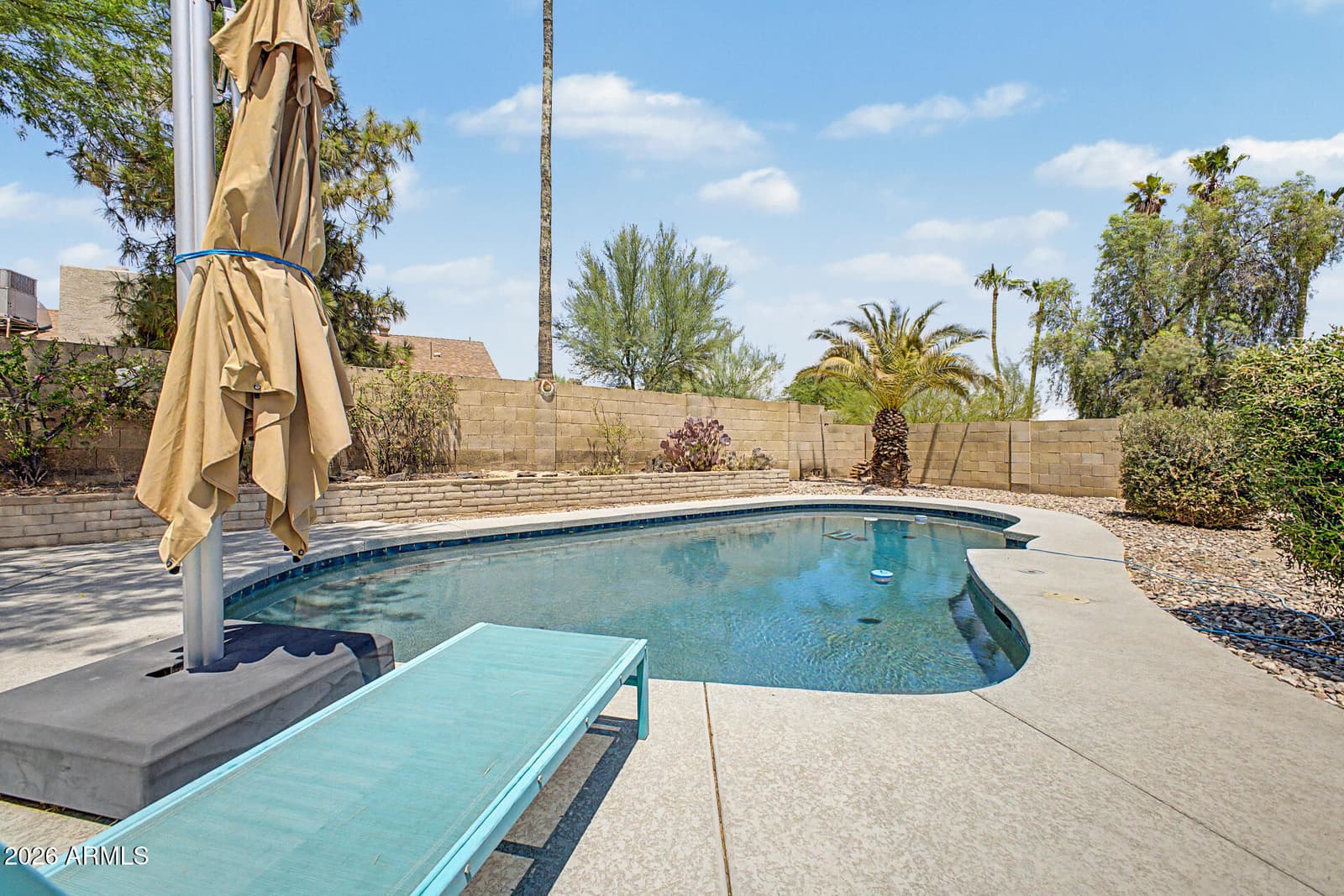 2276 E CHRISTY Drive, Phoenix, AZ 85028 — photo 35 of 43