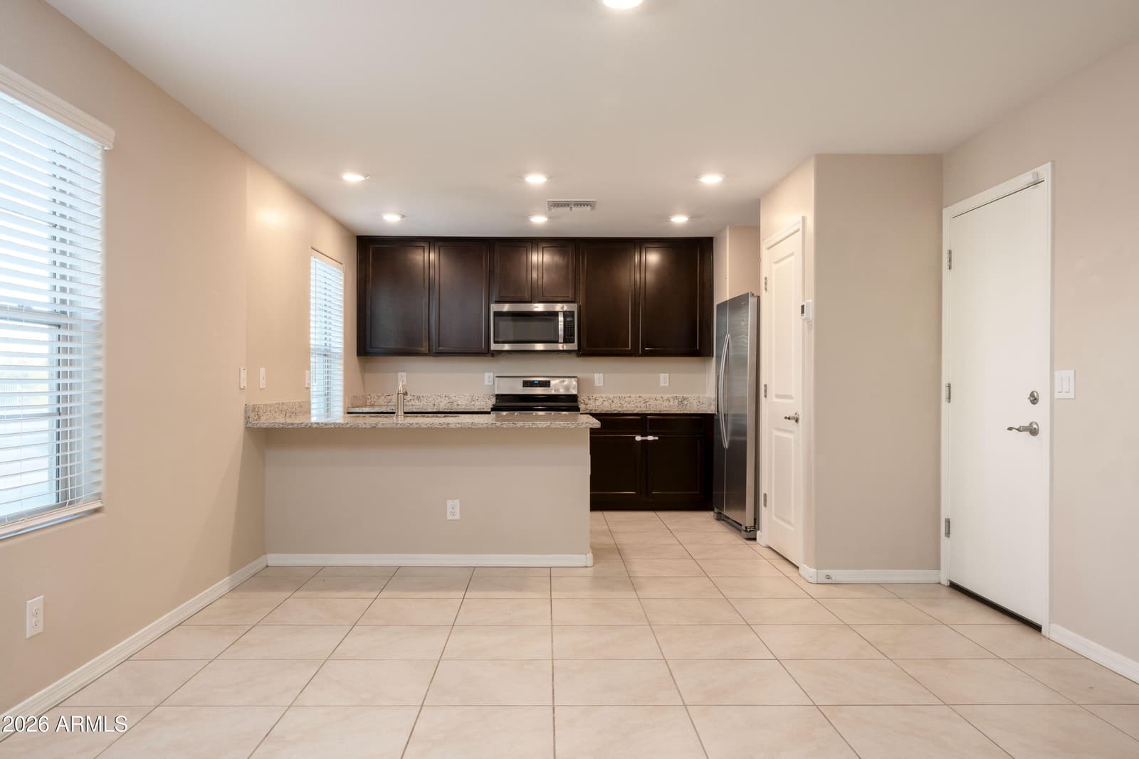 8236 W ALBENIZ Place, Phoenix, AZ 85043 — photo 6 of 29