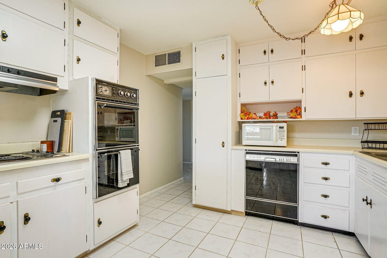 11469 W ILLINOIS Avenue, Youngtown, AZ 85363 — photo 5 of 11