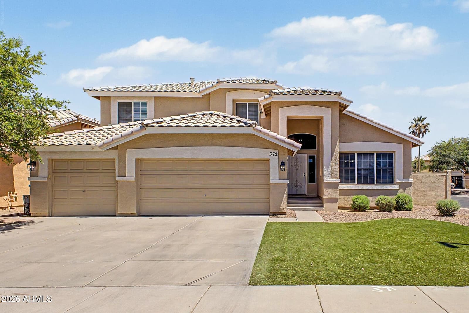 372 E ARABIAN Drive, Gilbert, AZ 85296 — photo 2 of 39