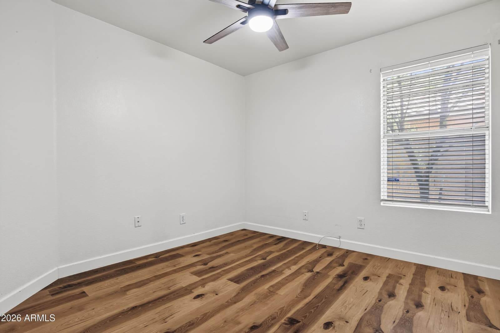 12410 W ROANOKE Avenue, Avondale, AZ 85392 — photo 24 of 32