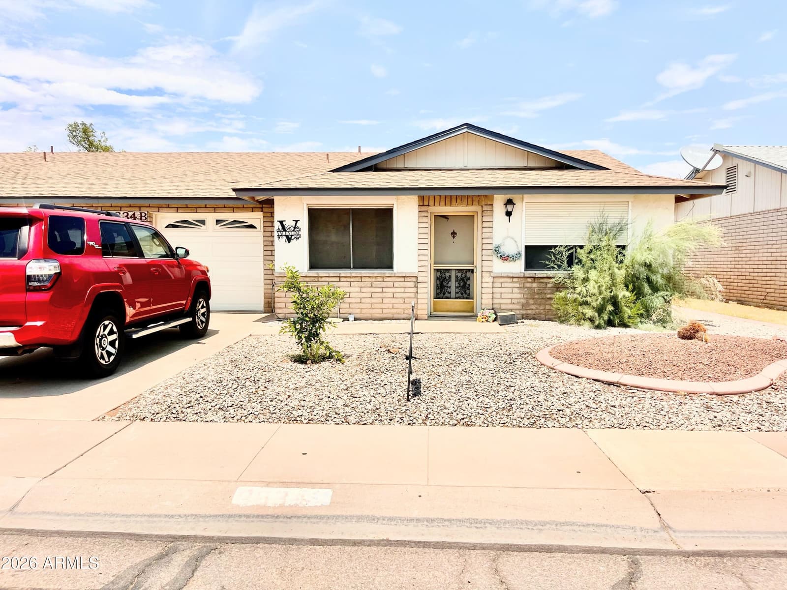 9634 W IRONWOOD Drive B, Peoria, AZ 85345