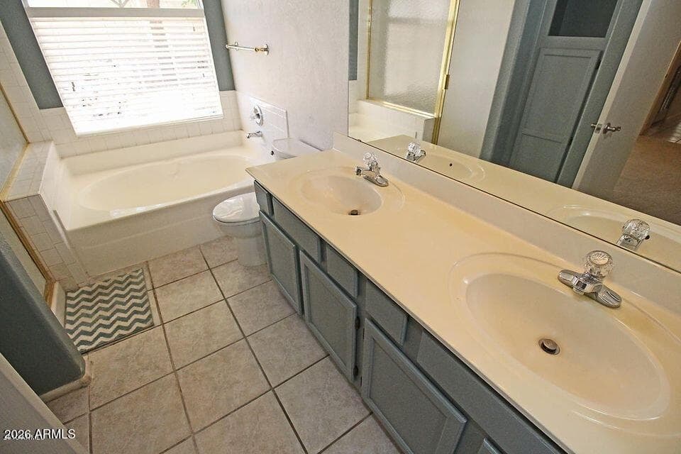 4340 E AMBER RIDGE Way, Phoenix, AZ 85048 — photo 12 of 32