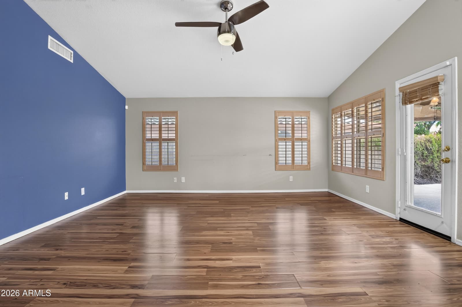 9536 W POTTER Drive, Peoria, AZ 85382 — photo 12 of 48