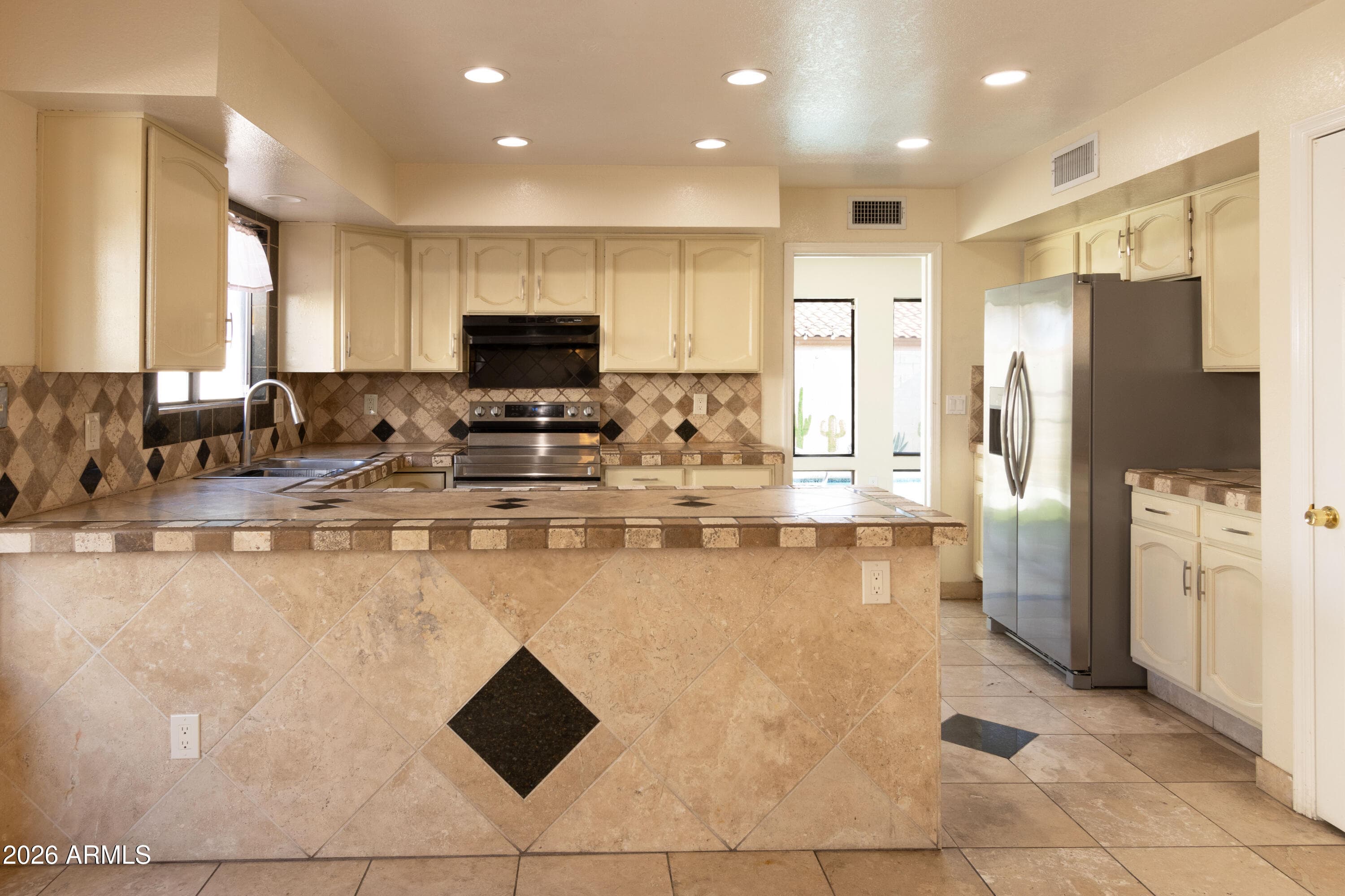 5431 W COCHISE Drive, Glendale, AZ 85302 — photo 17 of 45