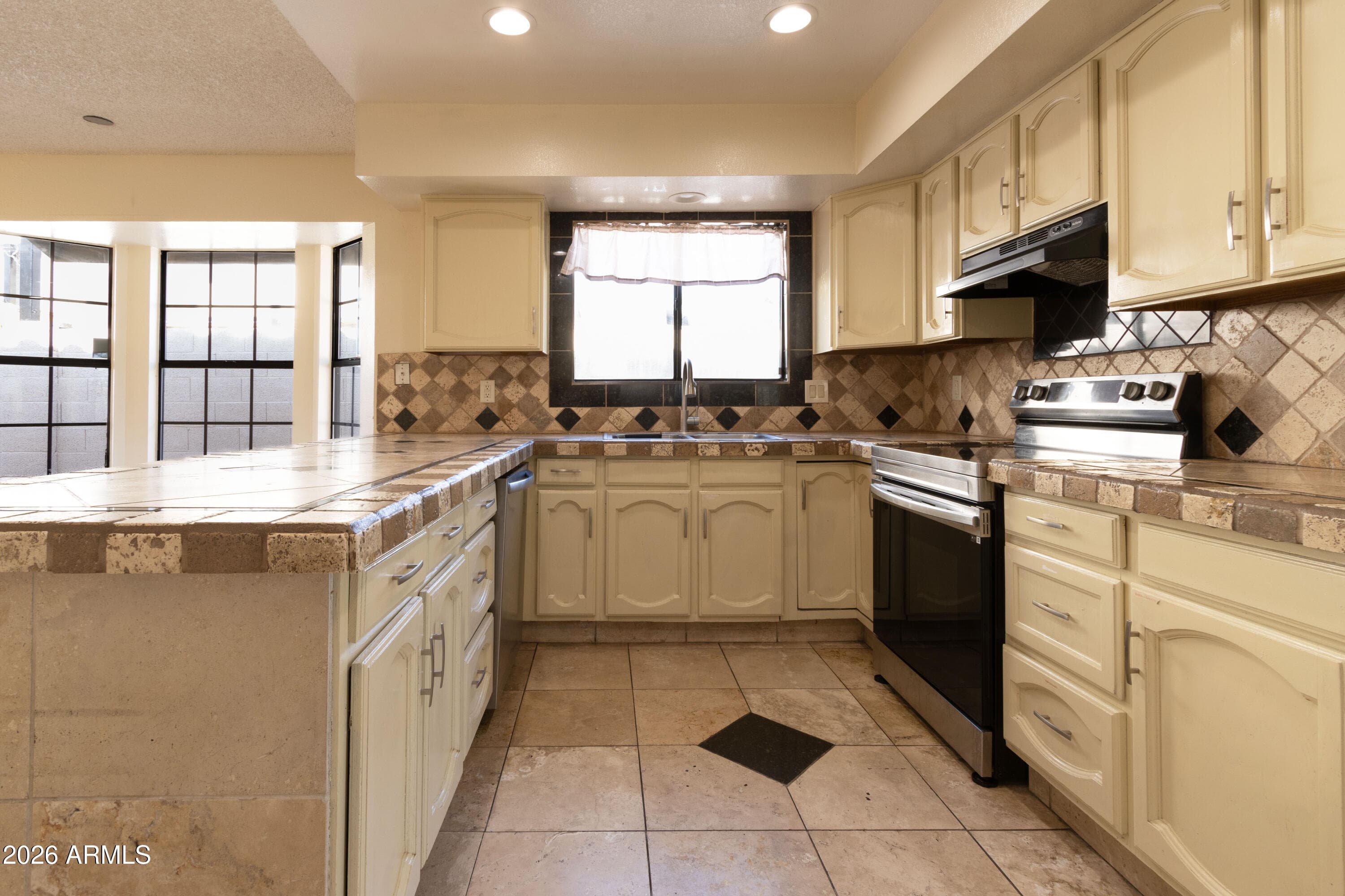 5431 W COCHISE Drive, Glendale, AZ 85302 — photo 18 of 45