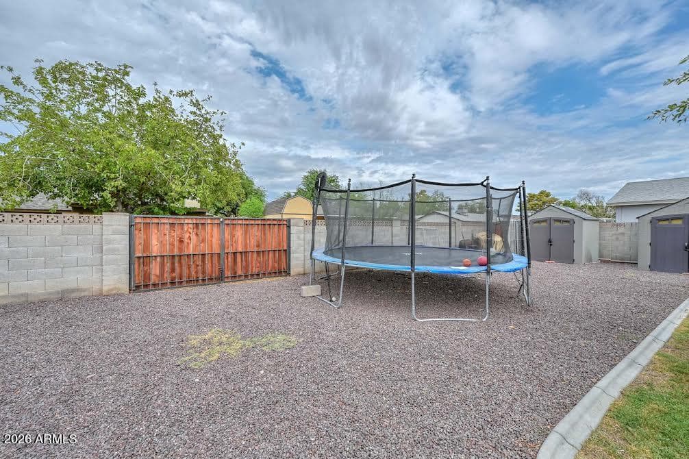 13642 N 20TH Lane N, Phoenix, AZ 85029 — photo 32 of 34