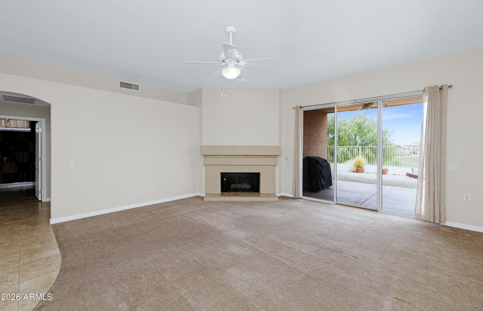 11564 W MULE DEER Court, Surprise, AZ 85378 — photo 8 of 38
