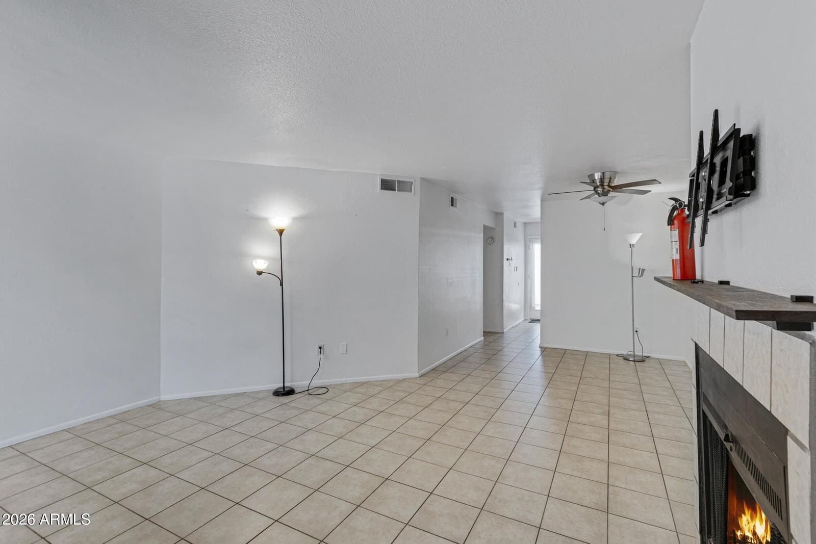 11640 N 51ST Avenue 143, Glendale, AZ 85304 — photo 4 of 24