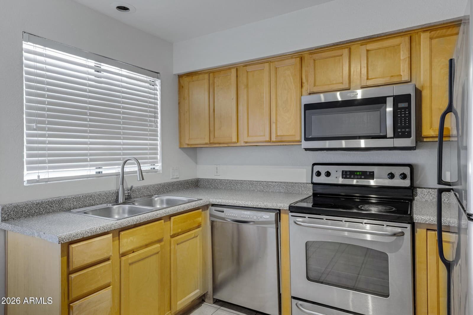 11640 N 51ST Avenue 143, Glendale, AZ 85304 — photo 10 of 24