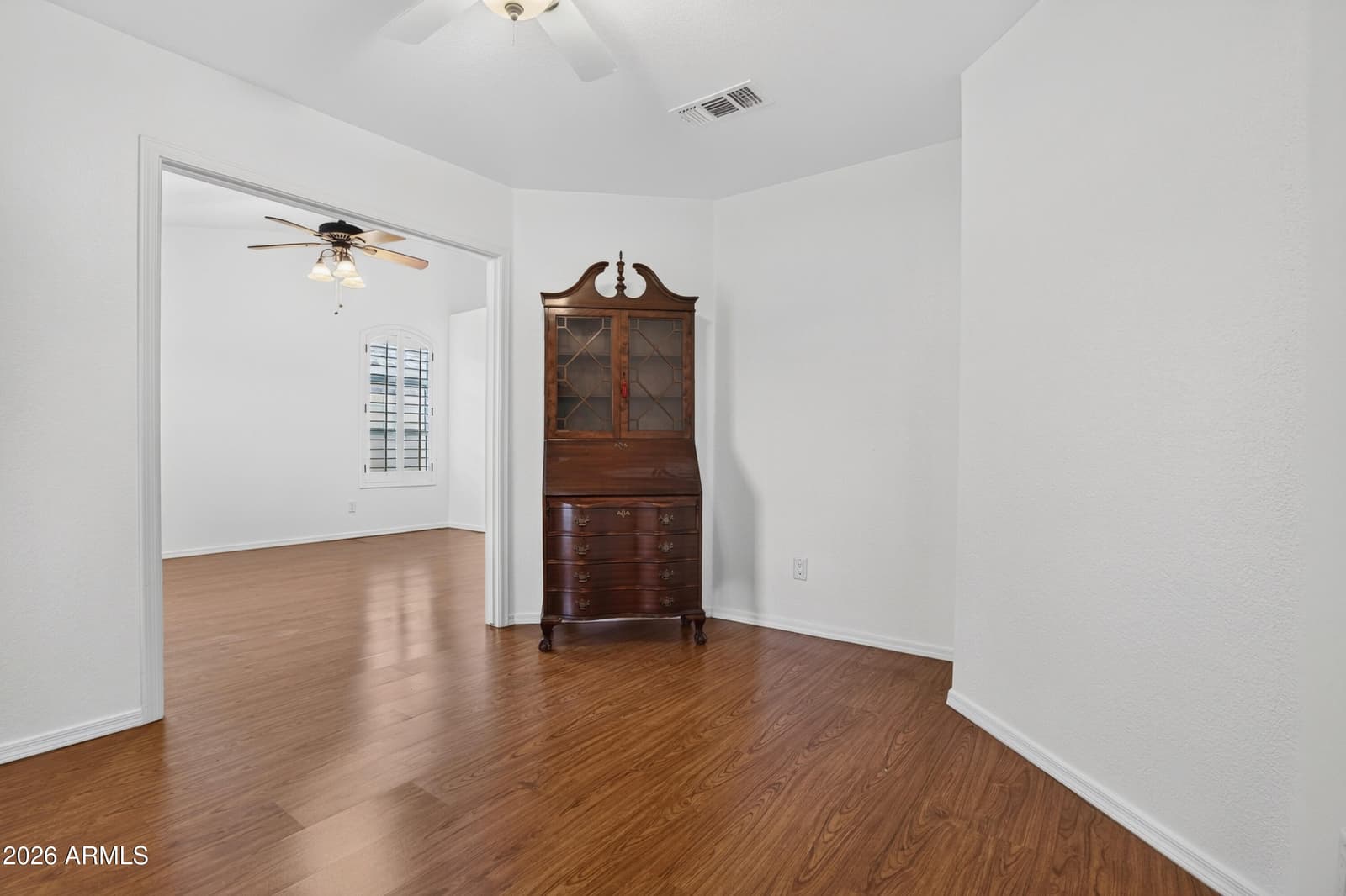 7439 W LOUISE Drive, Glendale, AZ 85310 — photo 21 of 46