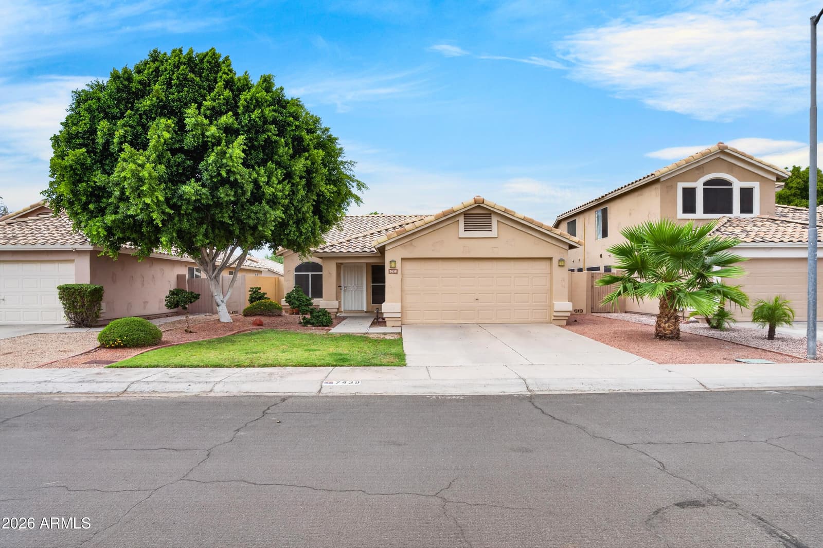 7439 W LOUISE Drive, Glendale, AZ 85310 — photo 1 of 46