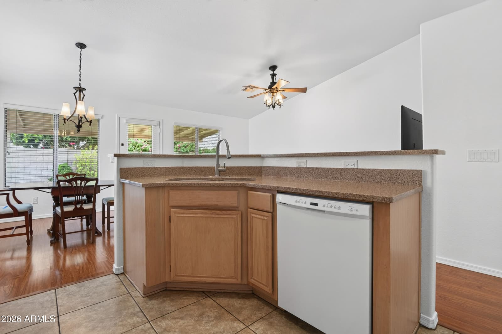 7439 W LOUISE Drive, Glendale, AZ 85310 — photo 16 of 46