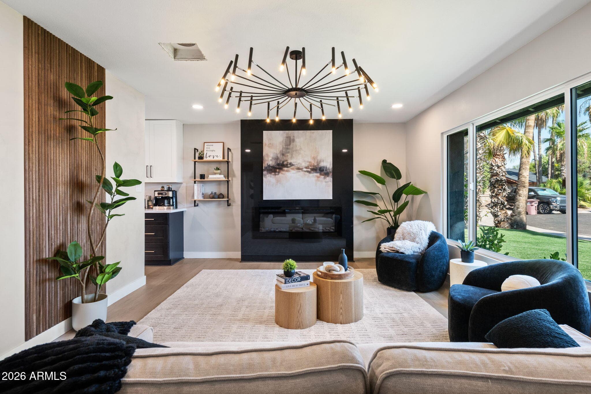 8326 E VALLEY VIEW Road, Scottsdale, AZ 85250 — photo 4 of 54