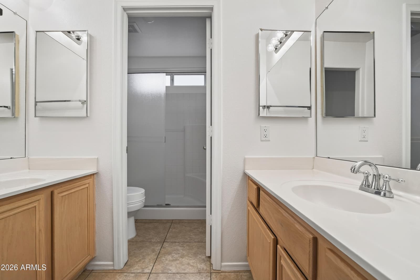 7439 W LOUISE Drive, Glendale, AZ 85310 — photo 28 of 46