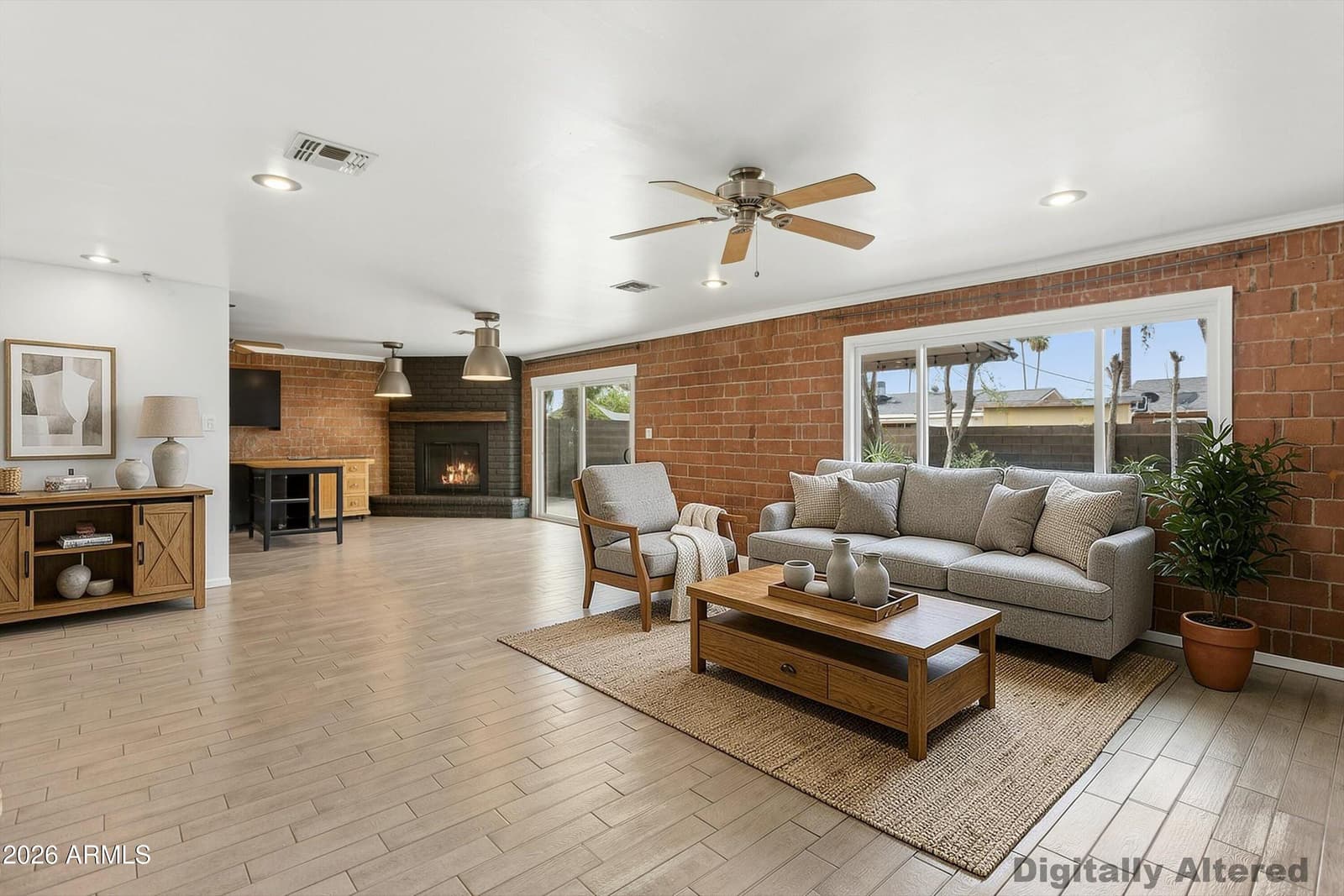 4201 W TUCKEY Lane, Phoenix, AZ 85019 — photo 7 of 36
