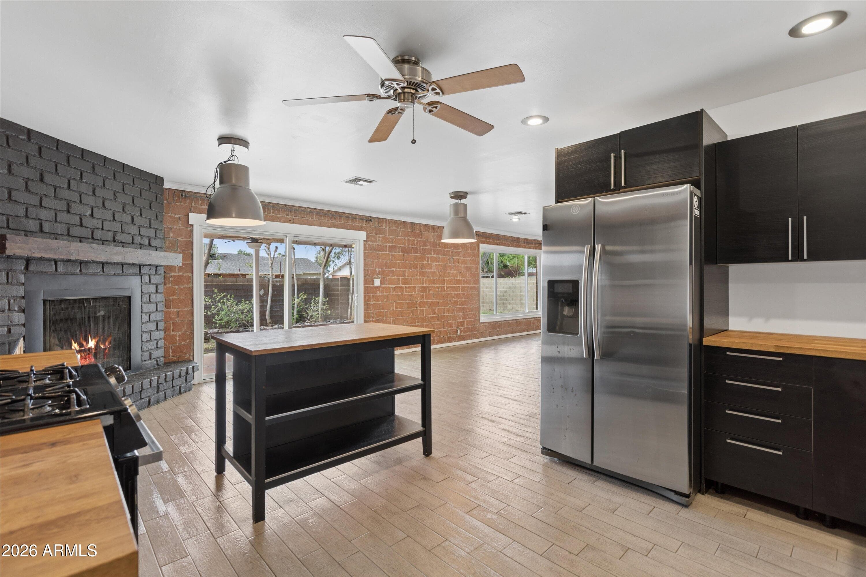 4201 W TUCKEY Lane, Phoenix, AZ 85019 — photo 15 of 36