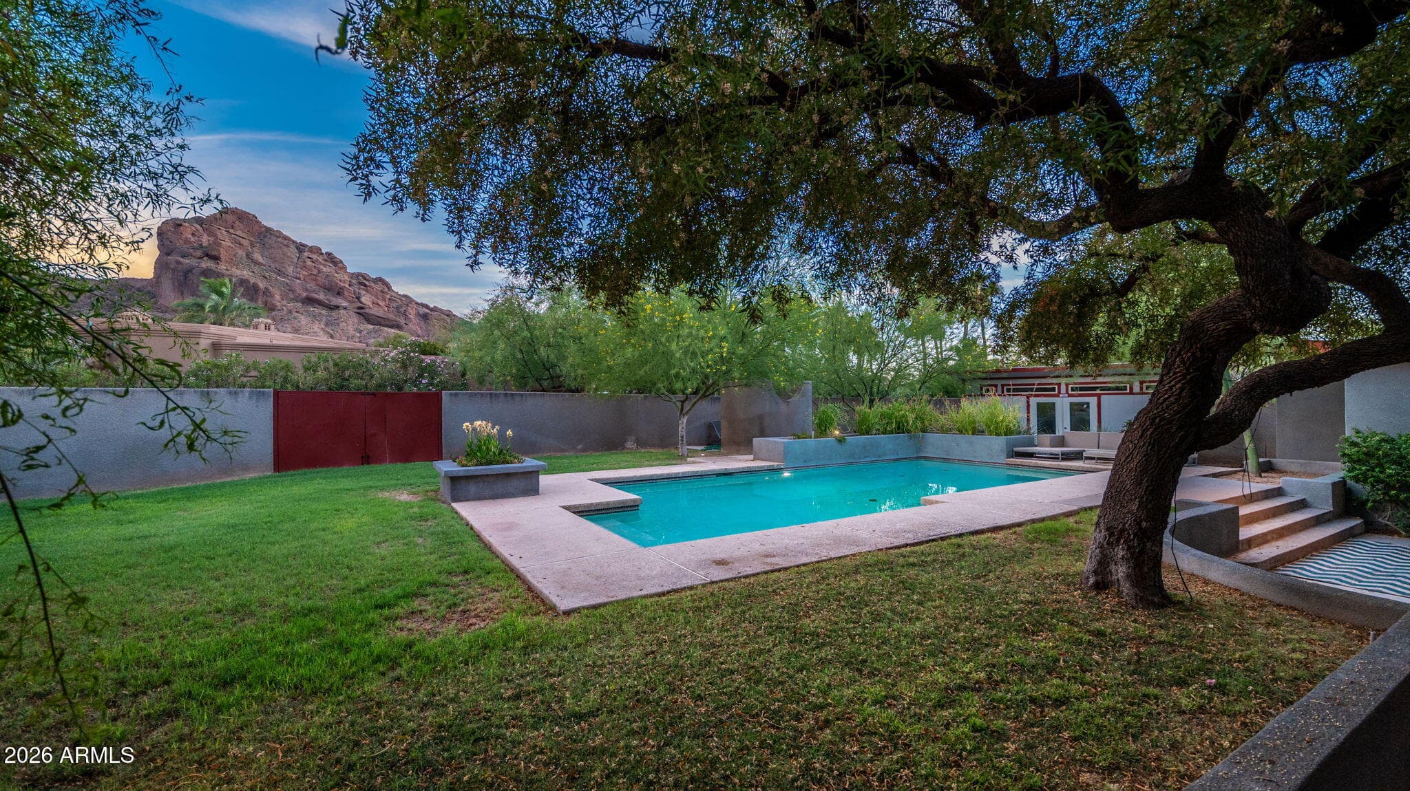 6318 N 52ND Place, Paradise Valley, AZ 85253 — photo 5 of 6