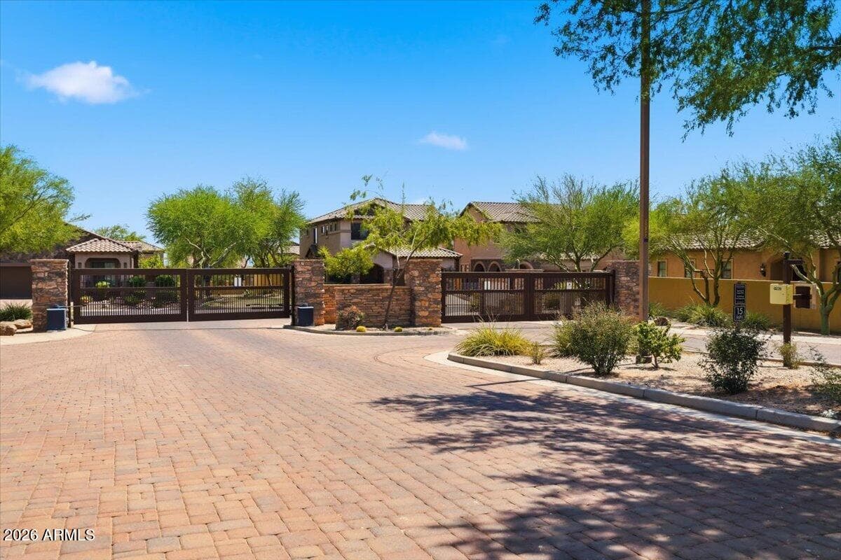 8513 E INDIGO Street, Mesa, AZ 85207 — photo 30 of 44