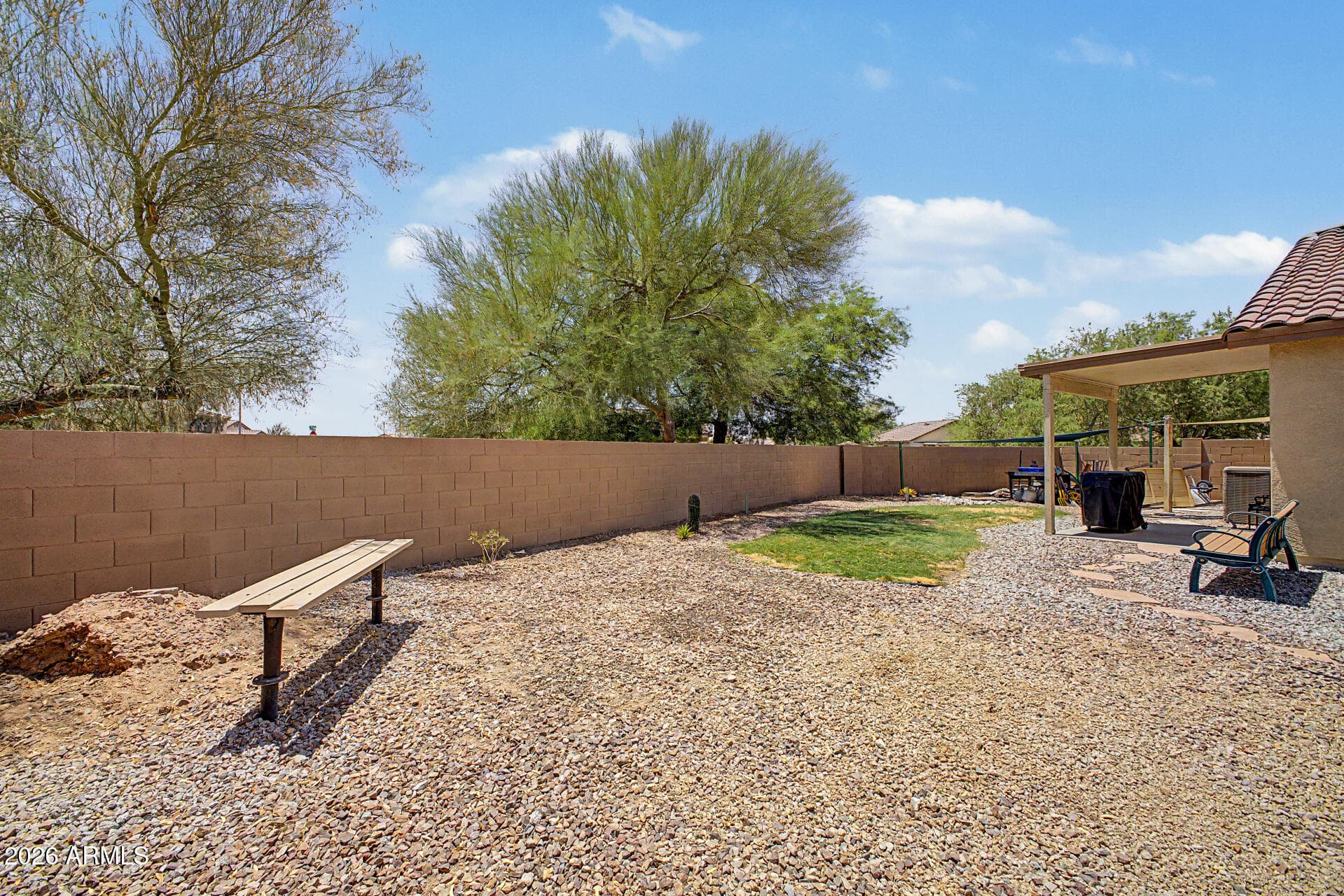 581 W JARDIN Loop, Casa Grande, AZ 85122 — photo 4 of 22