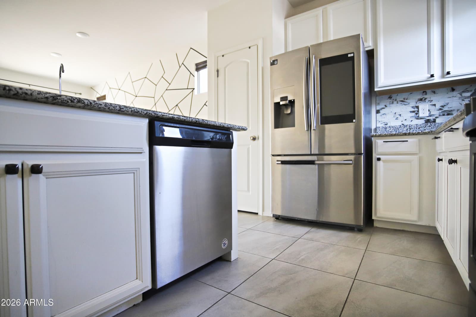 36 E CONSTITUTION Drive, Gilbert, AZ 85296 — photo 14 of 51