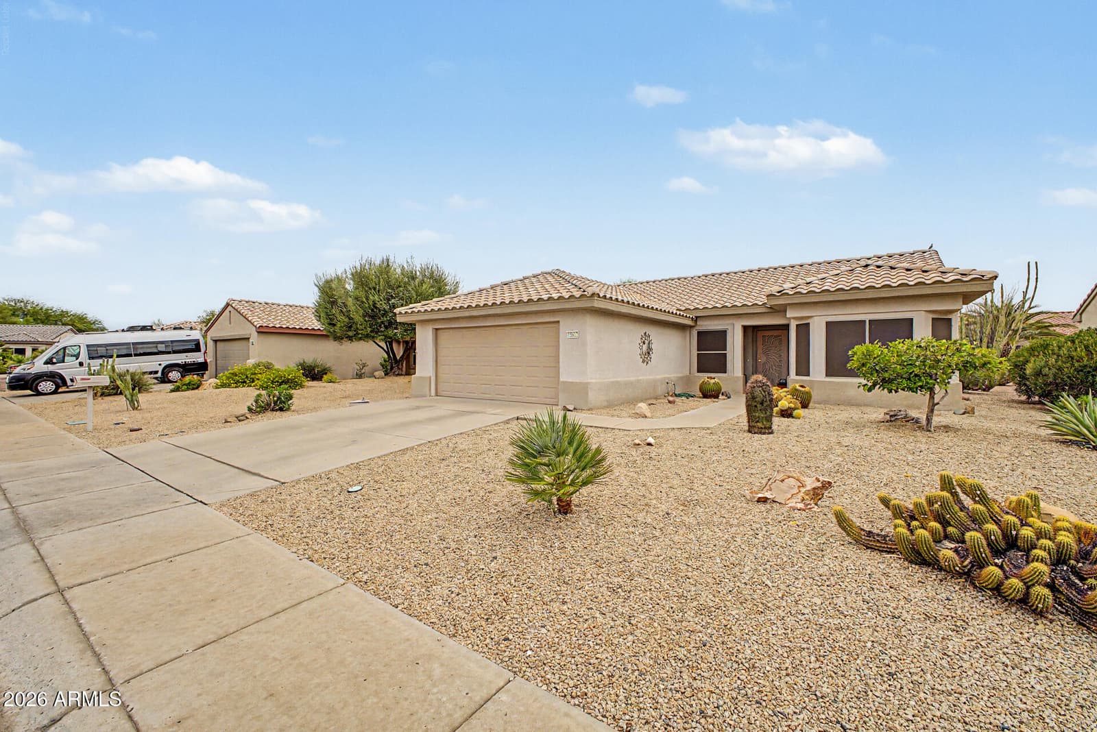 15612 W GRAND CREEK Lane, Surprise, AZ 85374 — photo 5 of 32