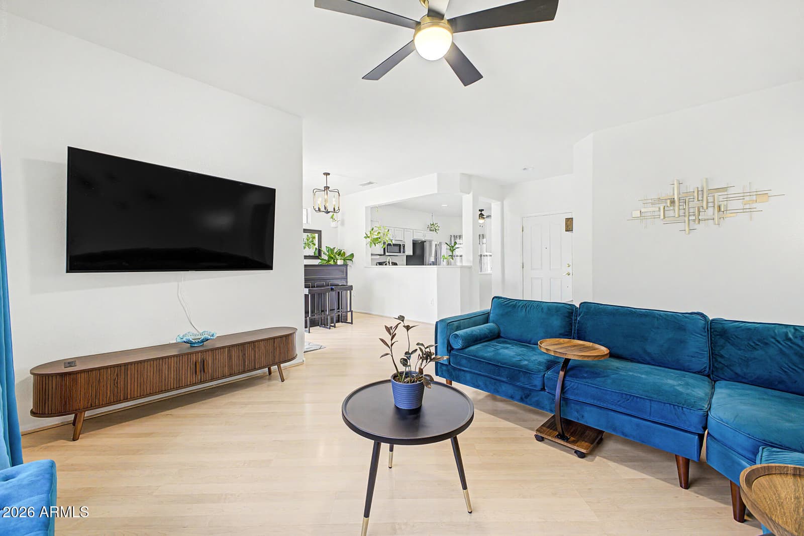 15612 W GRAND CREEK Lane, Surprise, AZ 85374 — photo 11 of 32
