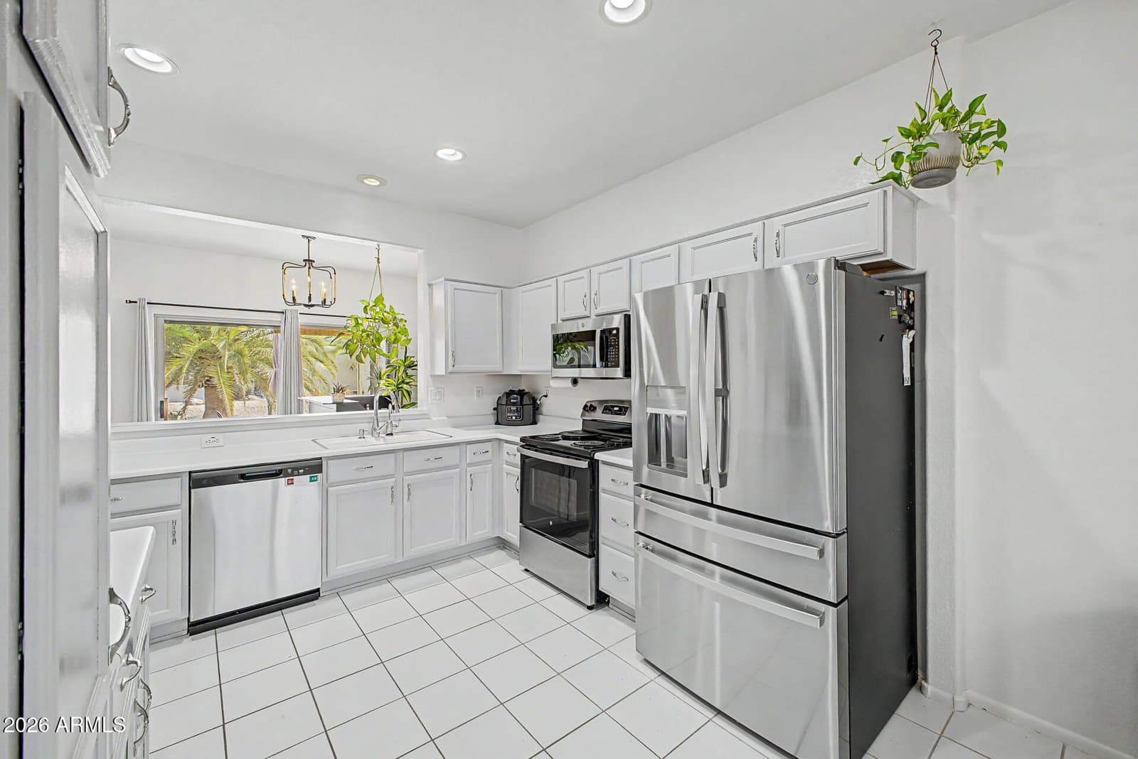 15612 W GRAND CREEK Lane, Surprise, AZ 85374 — photo 16 of 32