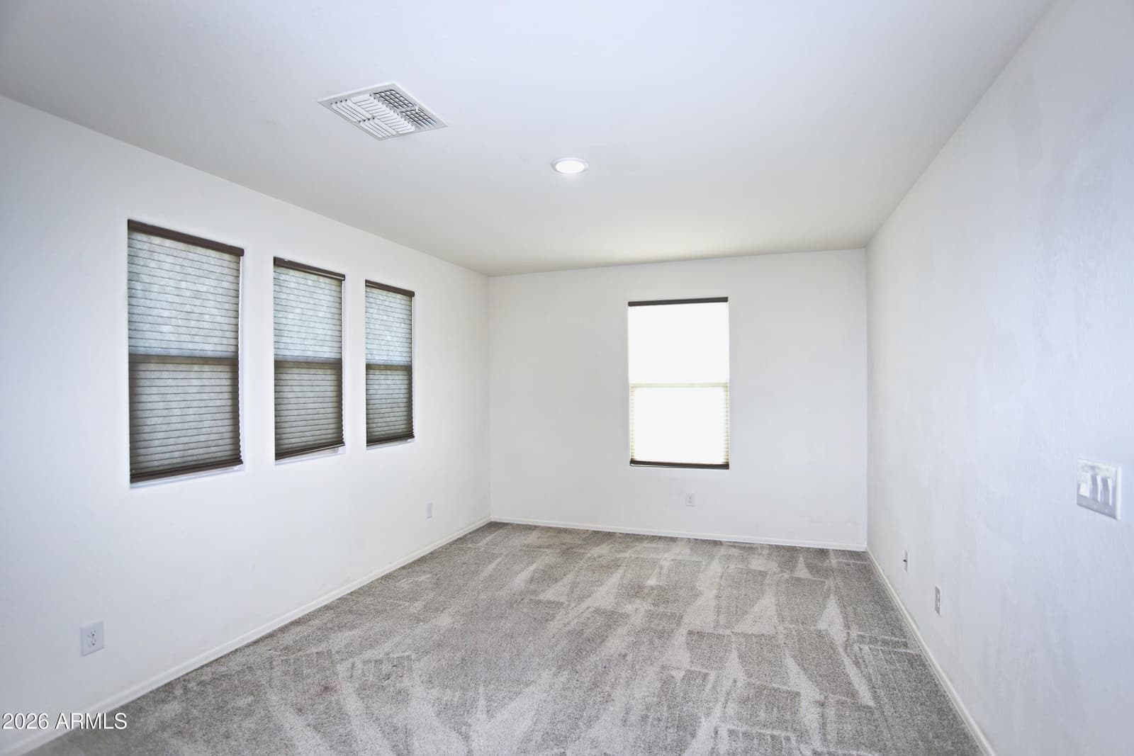 36 E CONSTITUTION Drive, Gilbert, AZ 85296 — photo 19 of 51