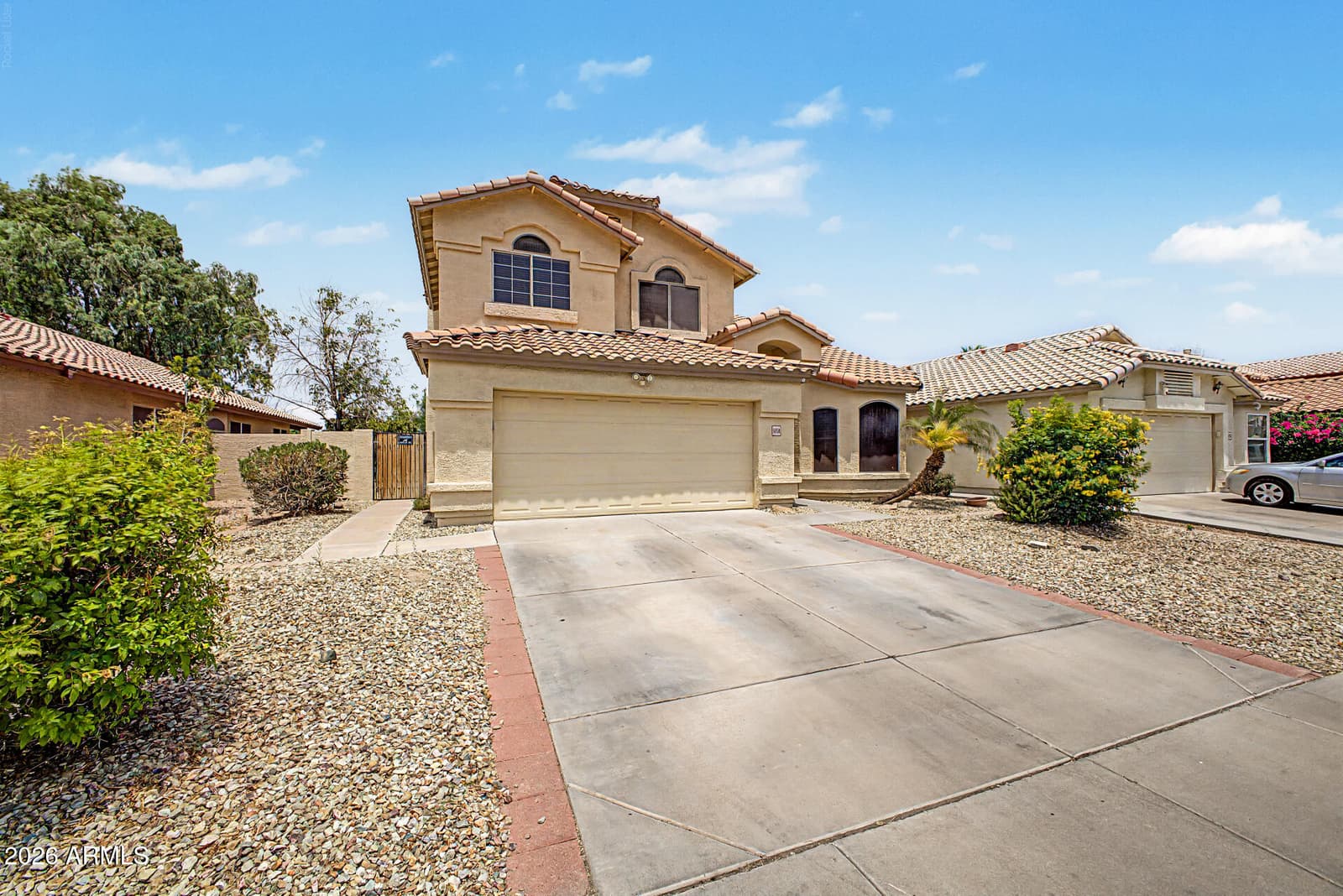 5758 W BROWN Street, Glendale, AZ 85302 — photo 3 of 44