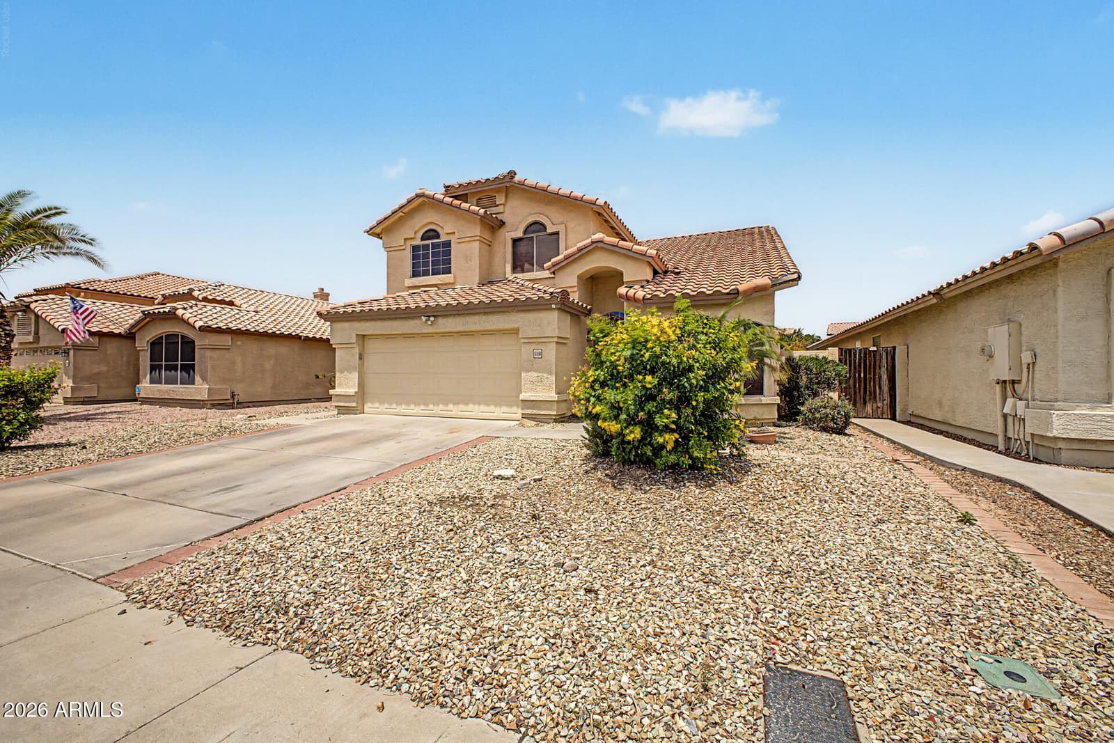 5758 W BROWN Street, Glendale, AZ 85302 — photo 5 of 44