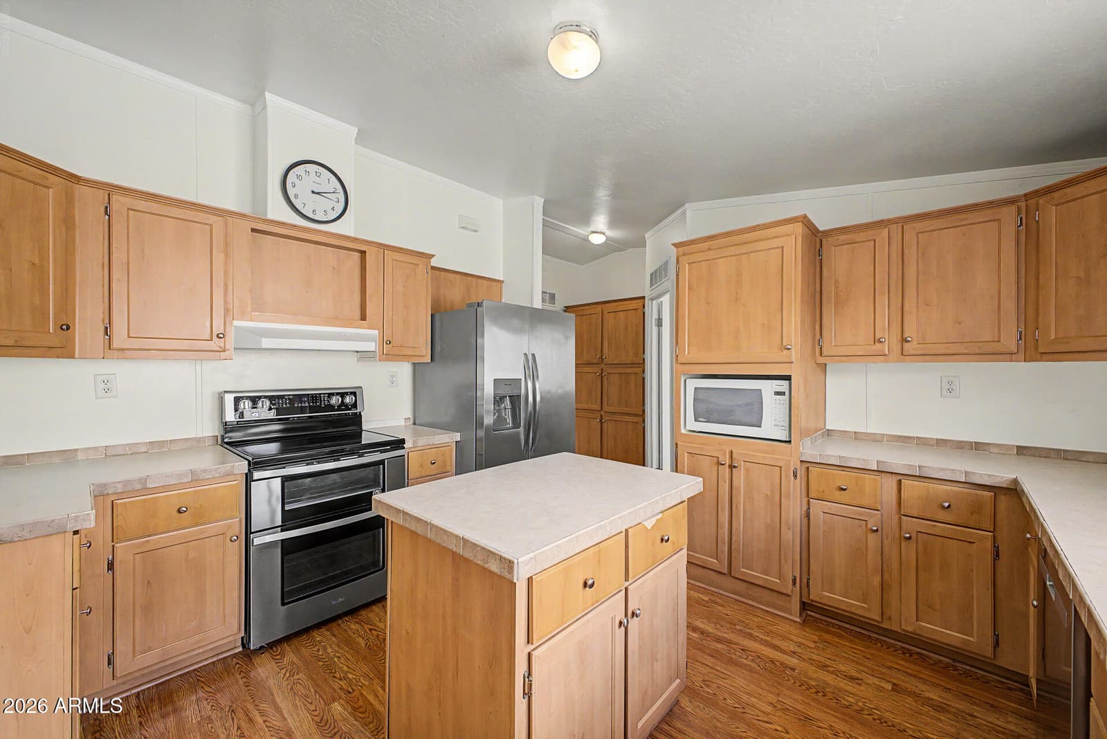 8601 N 103RD Avenue 218, Peoria, AZ 85345 — photo 10 of 39
