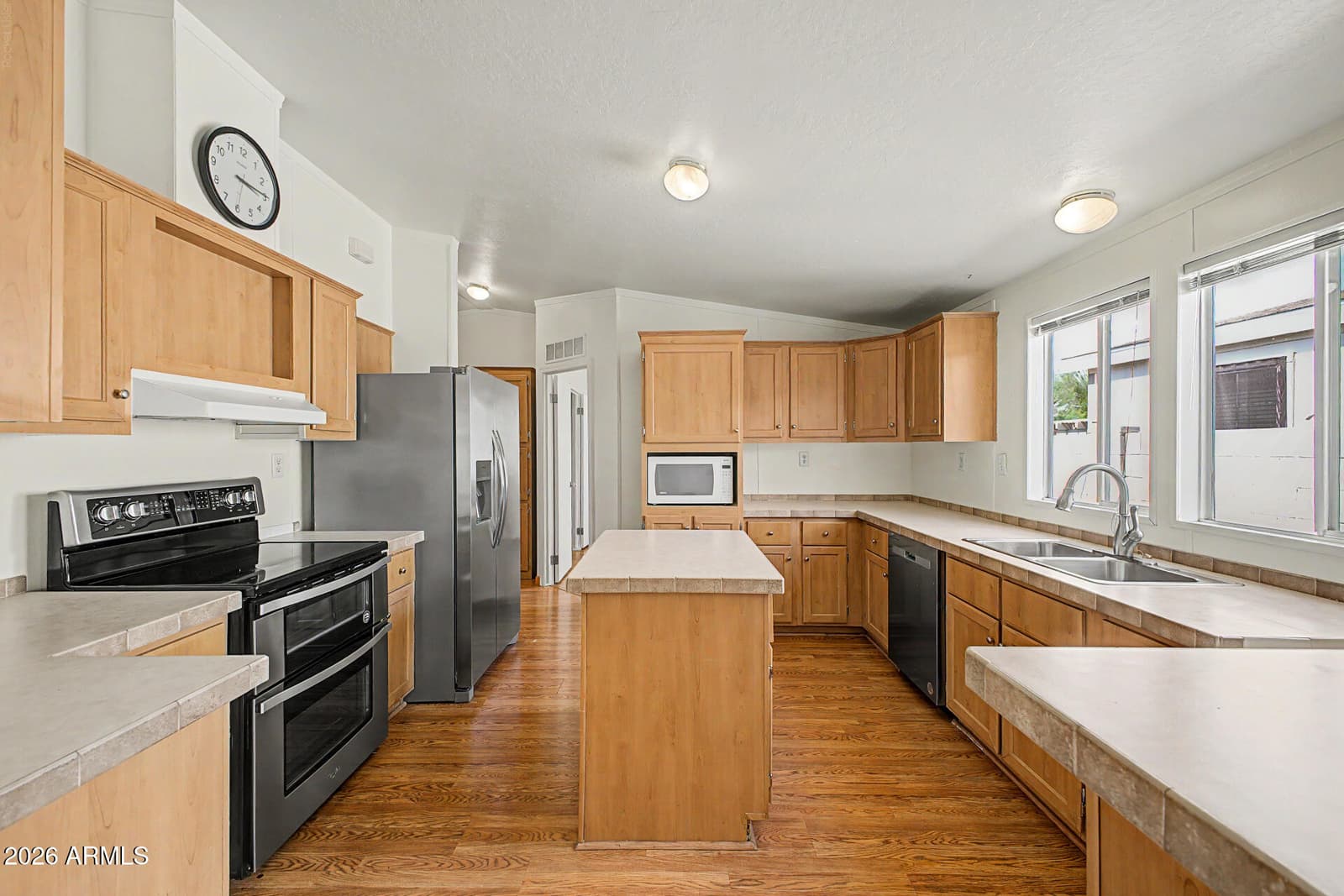 8601 N 103RD Avenue 218, Peoria, AZ 85345 — photo 12 of 39