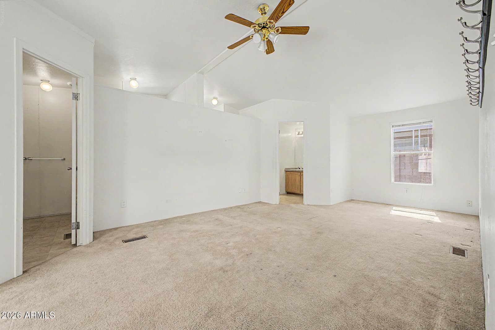 8601 N 103RD Avenue 218, Peoria, AZ 85345 — photo 15 of 39