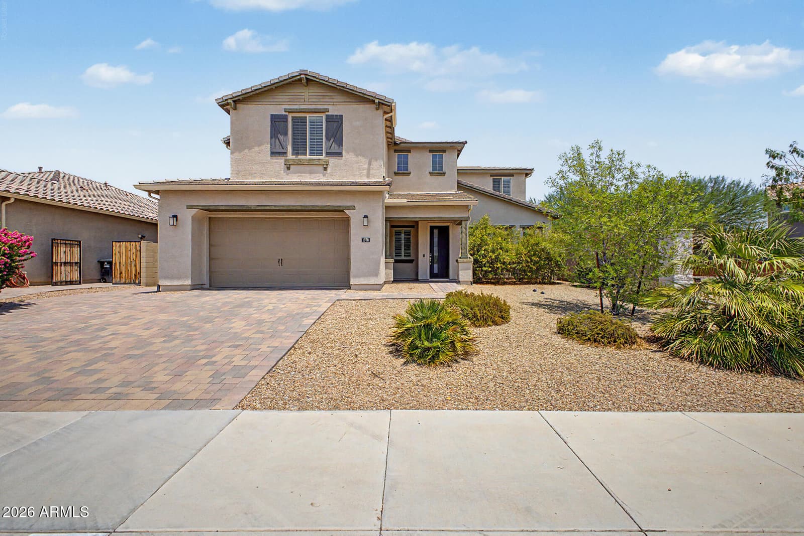 1076 E KENSINGTON Road, Gilbert, AZ 85297