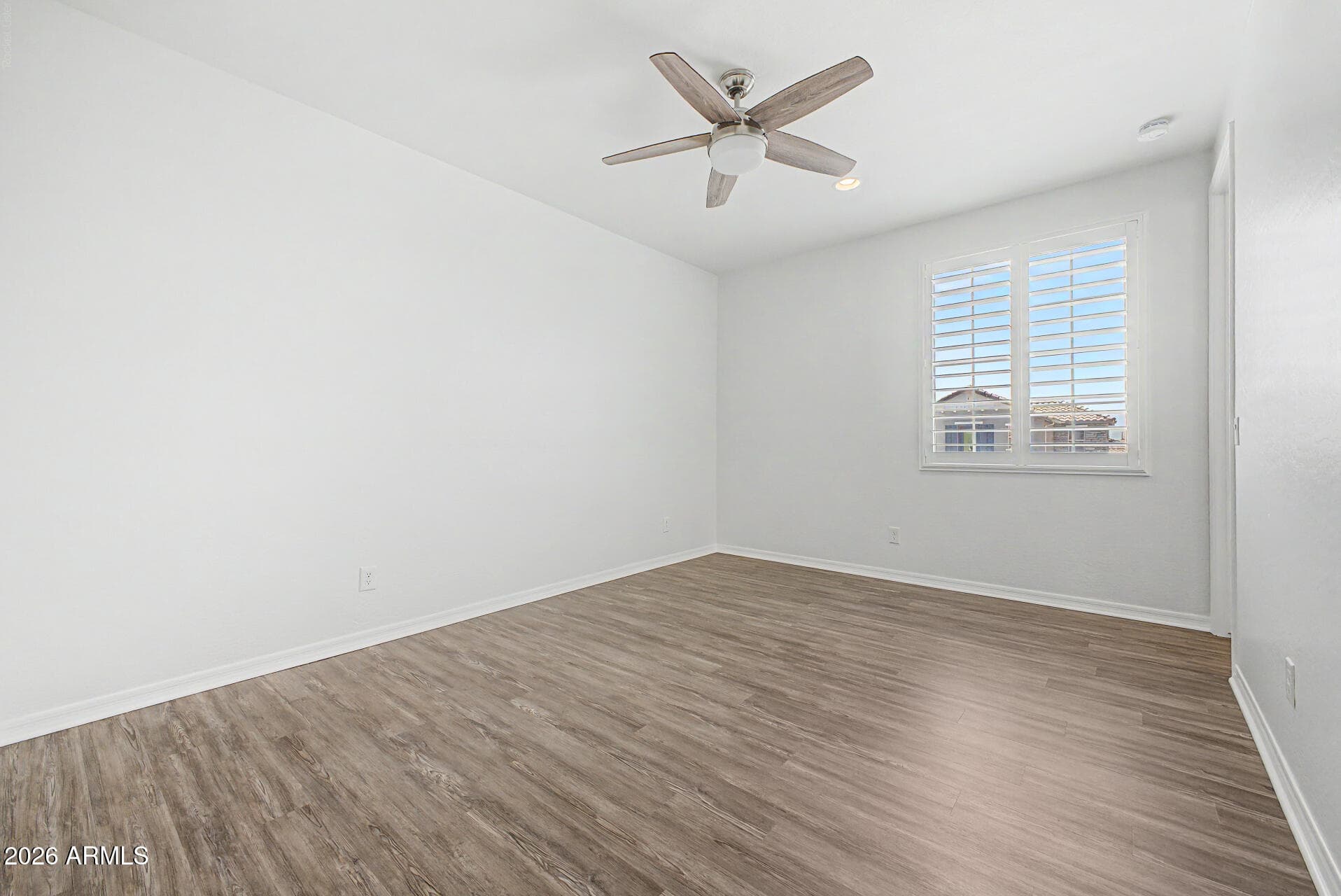 1076 E KENSINGTON Road, Gilbert, AZ 85297 — photo 22 of 69