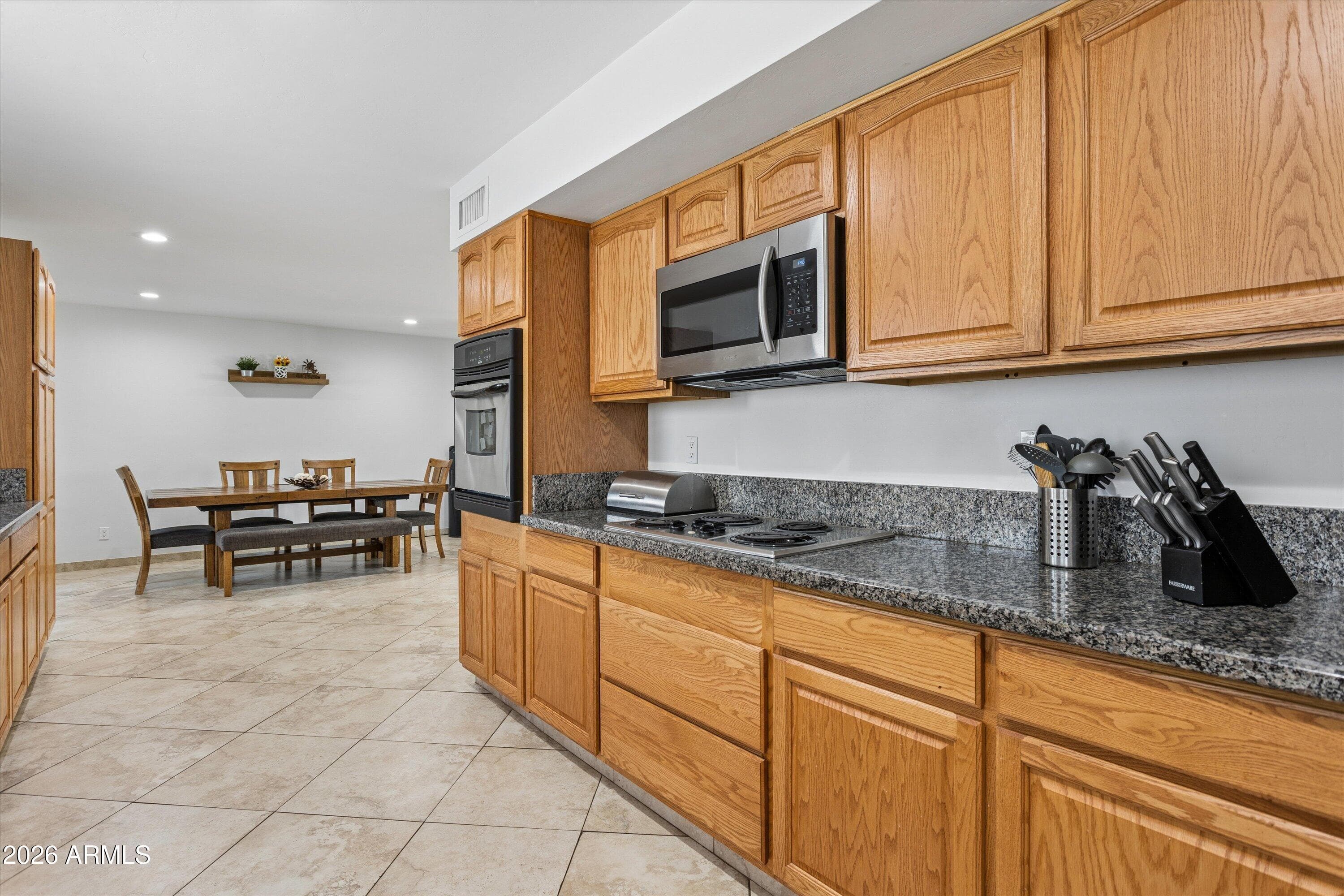 2922 E ALTADENA Avenue, Phoenix, AZ 85028 — photo 16 of 32