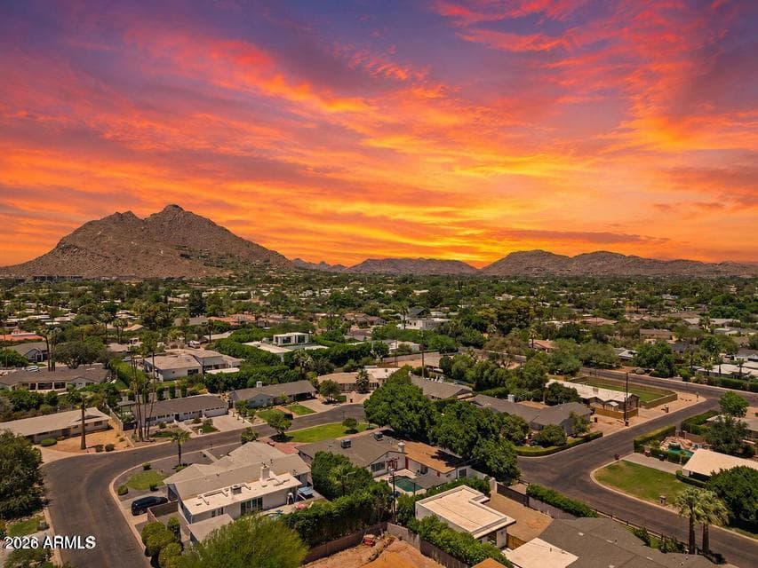 8114 E JACKRABBIT Road, Scottsdale, AZ 85250 — photo 20 of 22