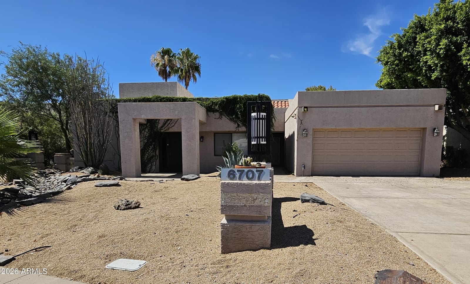 6707 E JUNIPER Avenue, Scottsdale, AZ 85254 — photo 1 of 16