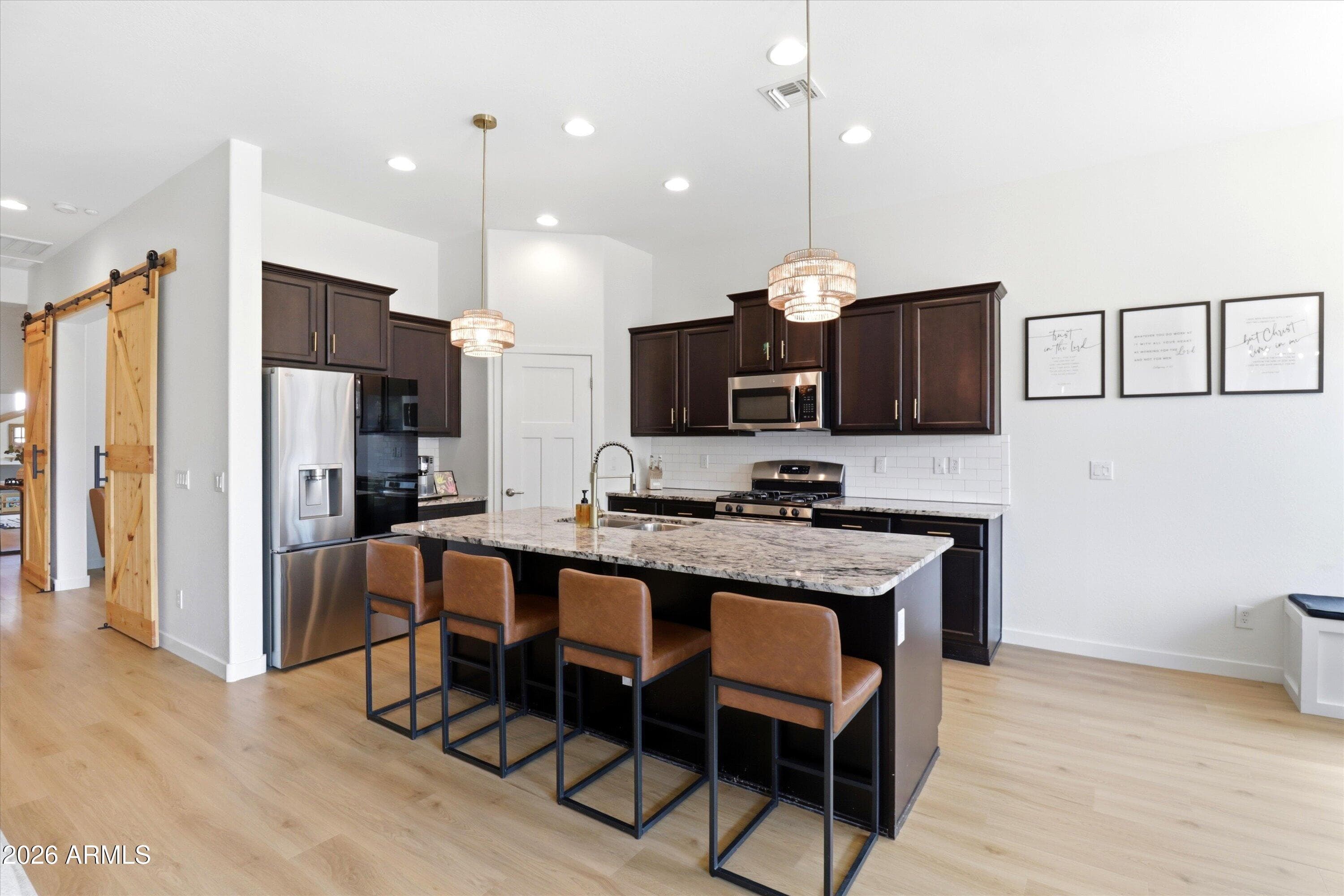 10109 E NARANJA Avenue, Mesa, AZ 85209 — photo 4 of 31