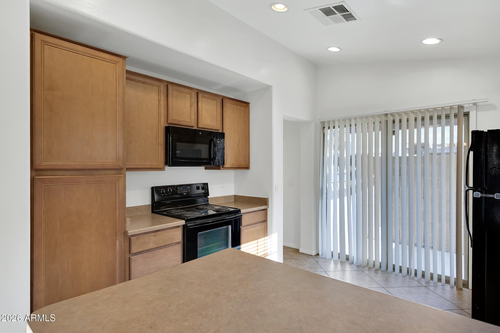 1662 S Martingale Road, Gilbert, AZ 85295 — photo 9 of 34