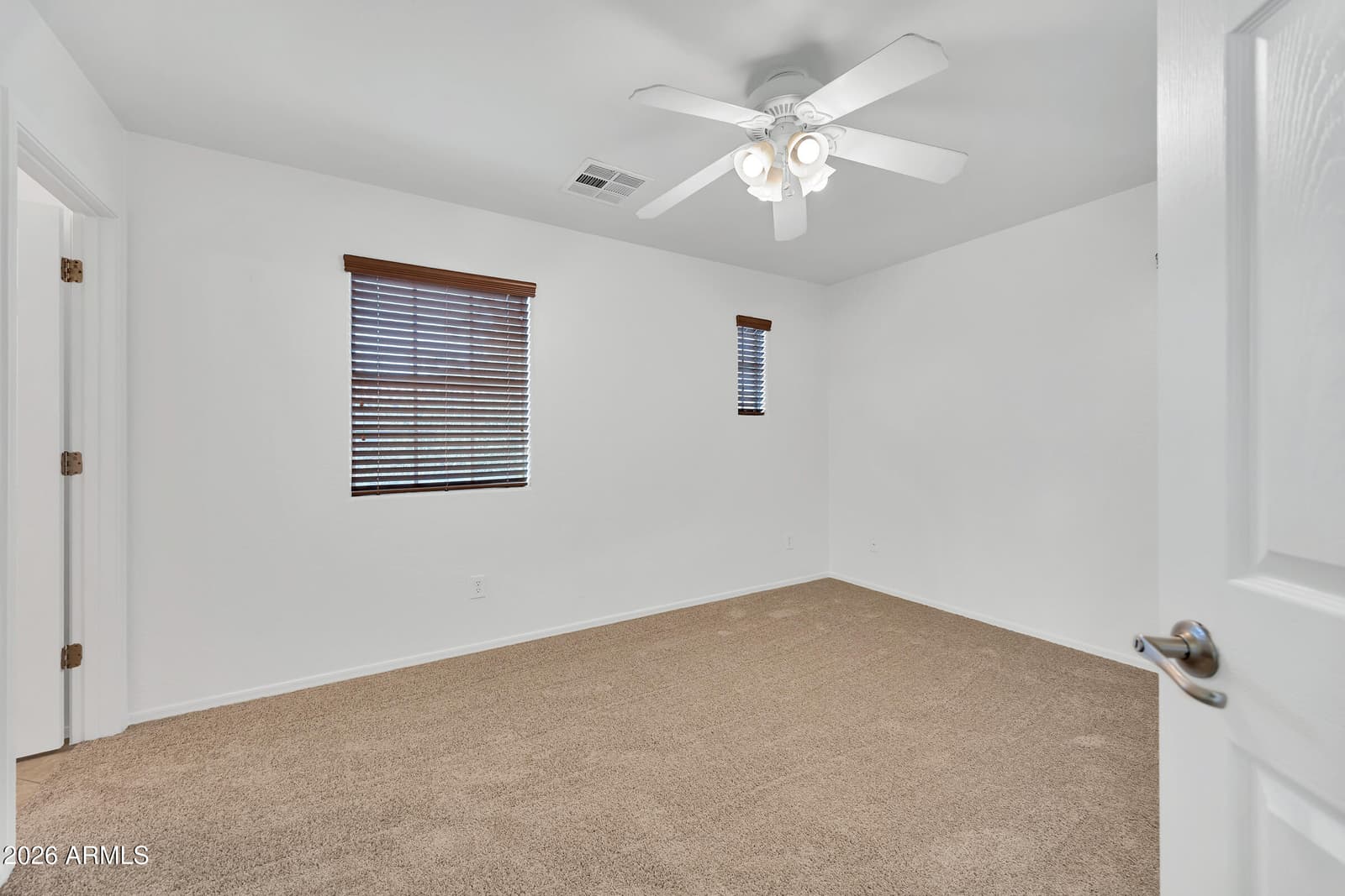 1662 S Martingale Road, Gilbert, AZ 85295 — photo 15 of 34