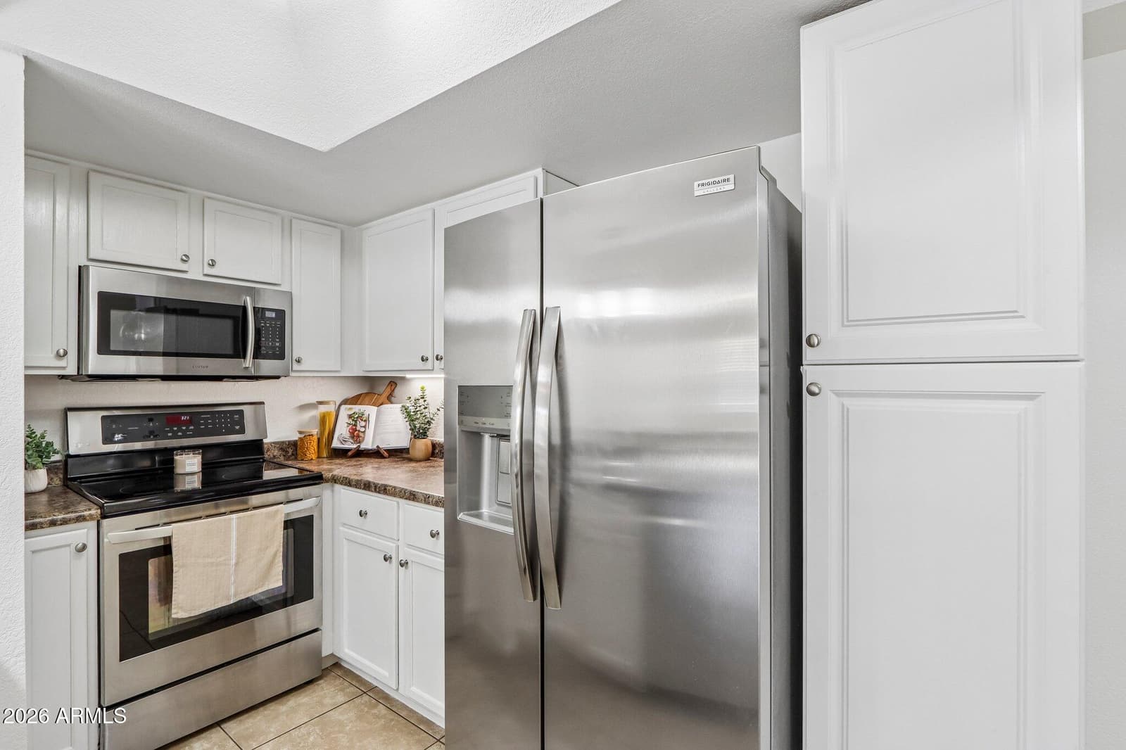 1720 E THUNDERBIRD Road 1086, Phoenix, AZ 85022 — photo 13 of 40