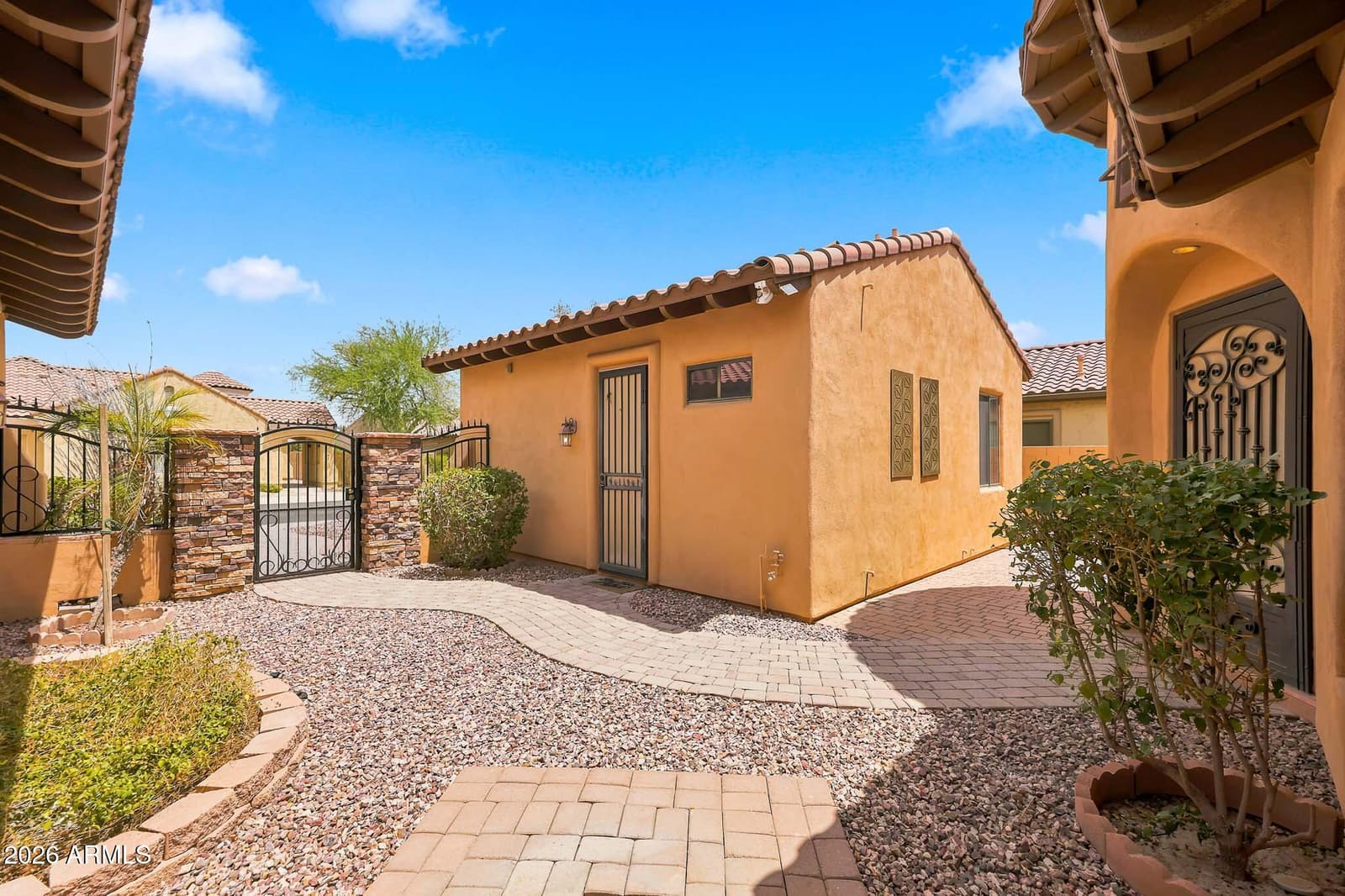 14545 W SHERIDAN Street, Goodyear, AZ 85395 — photo 8 of 60