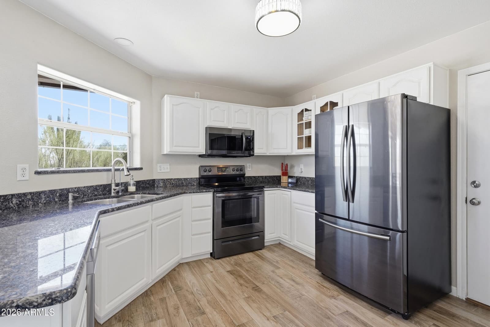 15856 W SKINNER Road, Surprise, AZ 85387 — photo 3 of 35