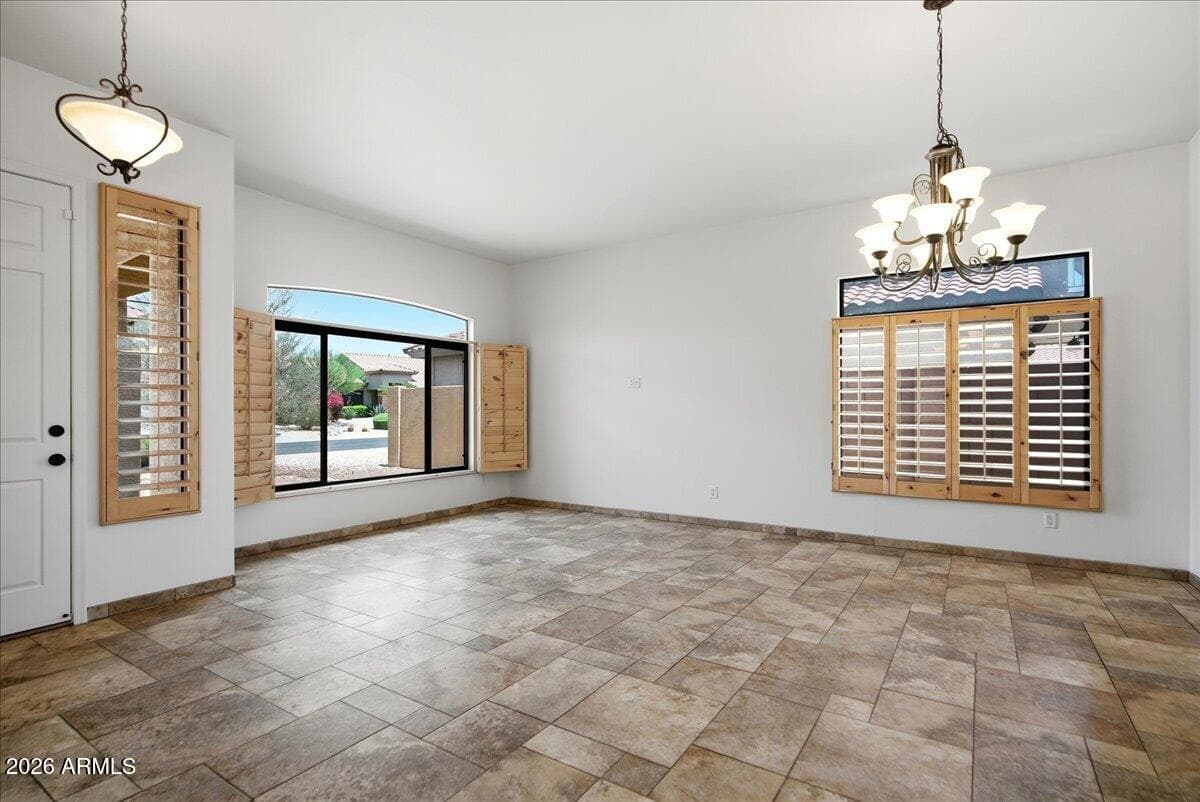 4307 E WILLIAMS Drive, Phoenix, AZ 85050 — photo 8 of 48