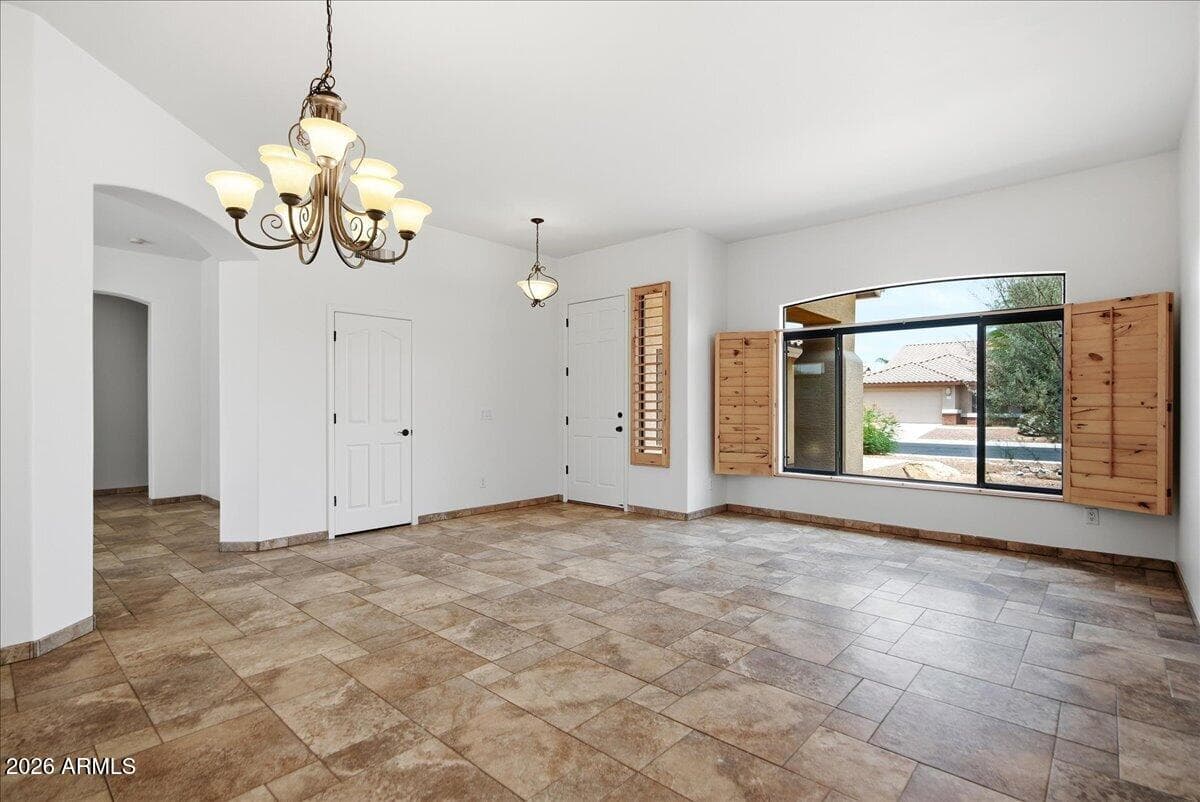 4307 E WILLIAMS Drive, Phoenix, AZ 85050 — photo 9 of 48