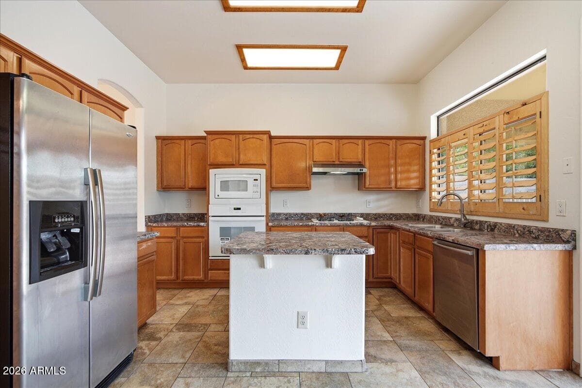 4307 E WILLIAMS Drive, Phoenix, AZ 85050 — photo 17 of 48