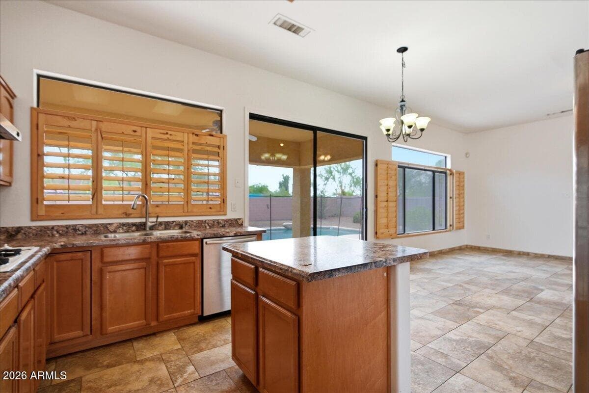 4307 E WILLIAMS Drive, Phoenix, AZ 85050 — photo 19 of 48